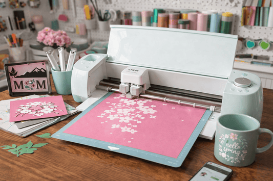 Cricut cutting machine working with SVG bundle design