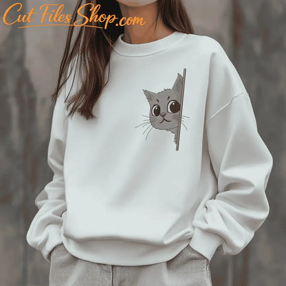 Cute embroidery of a cat for tote bags